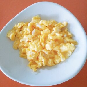お弁当に☆卵1個のチーズスクランブルエッグ
